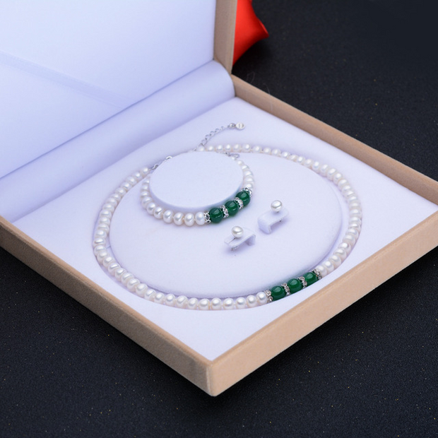 Agate Pearl Necklace Bracelet Ear Stud Set