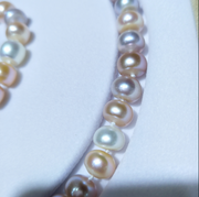 Mixed color pearl chain