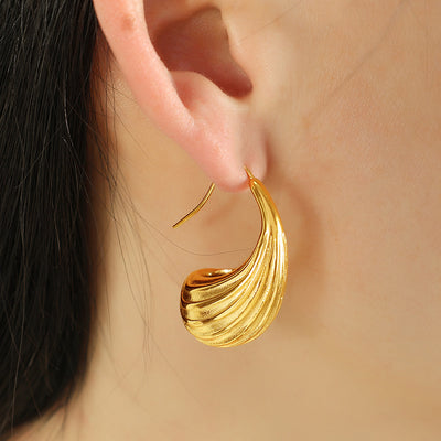 French Entry Lux Vintage 18K Gold Plating Geometric Striped Earrings